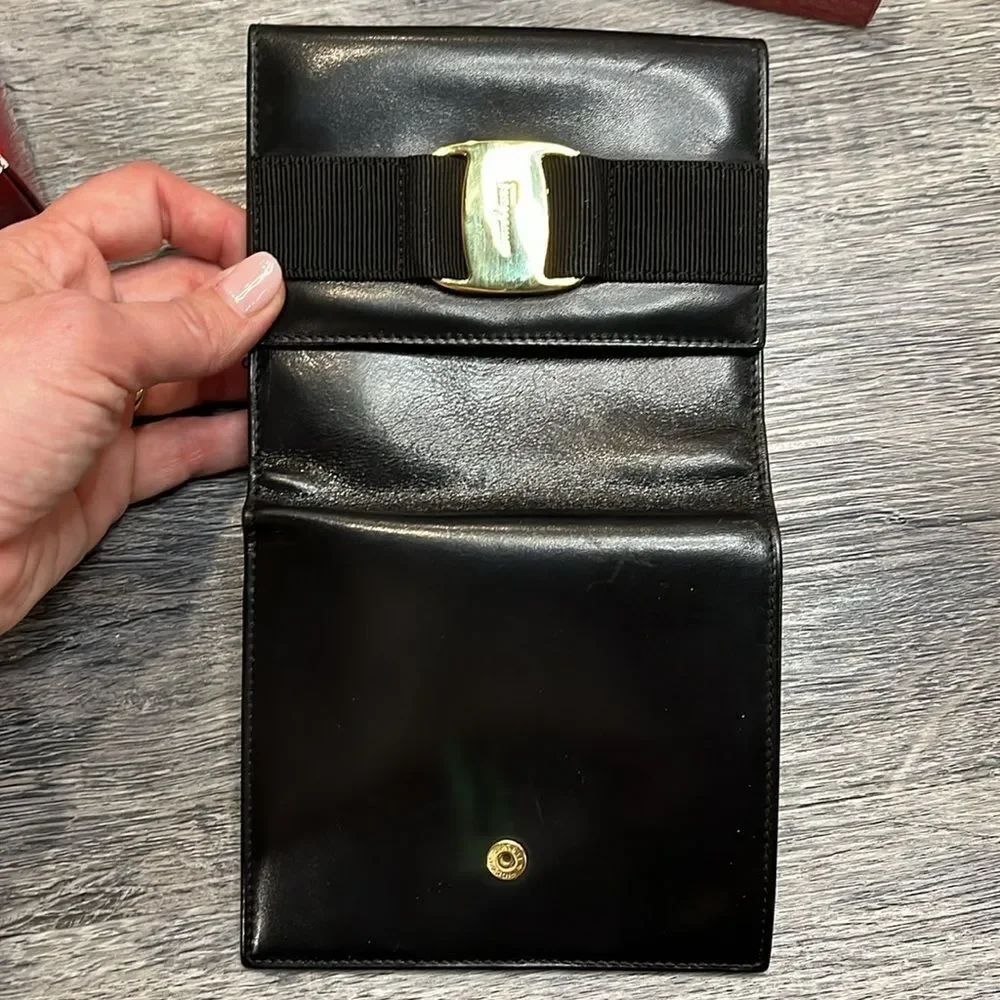 Ferragamo Vara Bifold Wallet Gold ($550) ✨ professionally cleaned and relined ✨